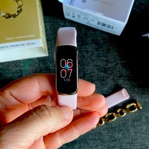 FitBit Luxe Fitness & Wellness Tracker + Gorjana